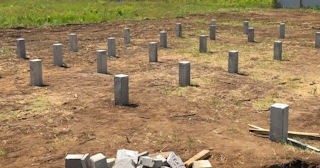 Фундамент на забивных жб сваях под ключ в Великом Устюге - фундамент из забивных железобетонных свай цена от 3169 руб/м2